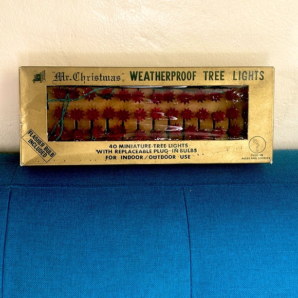 1960s vintage red flower string lights - Picture 2 of 9